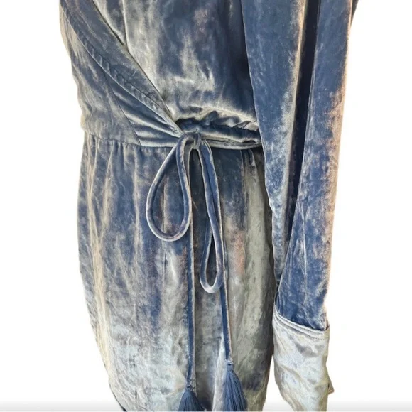 Free People Viola sky blue crushed velvet romper - Picture 8 of 16
